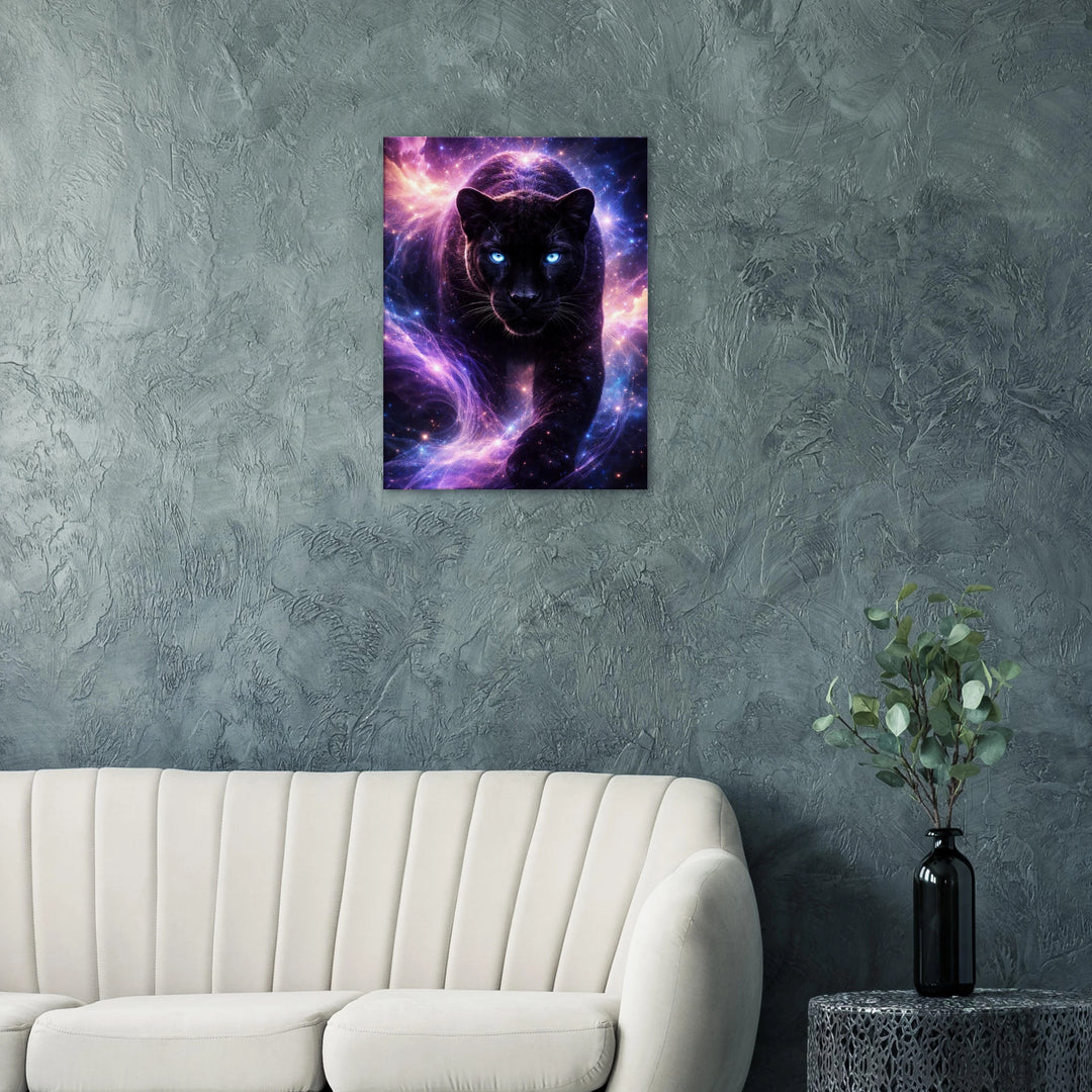 Nebula Panther – Der lautlose Hüter der Galaxie - Simpls space print-Print Material